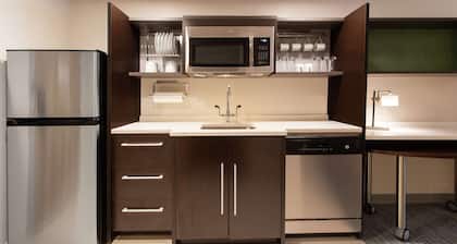 Home2 Suites by Hilton Smithfield, RI