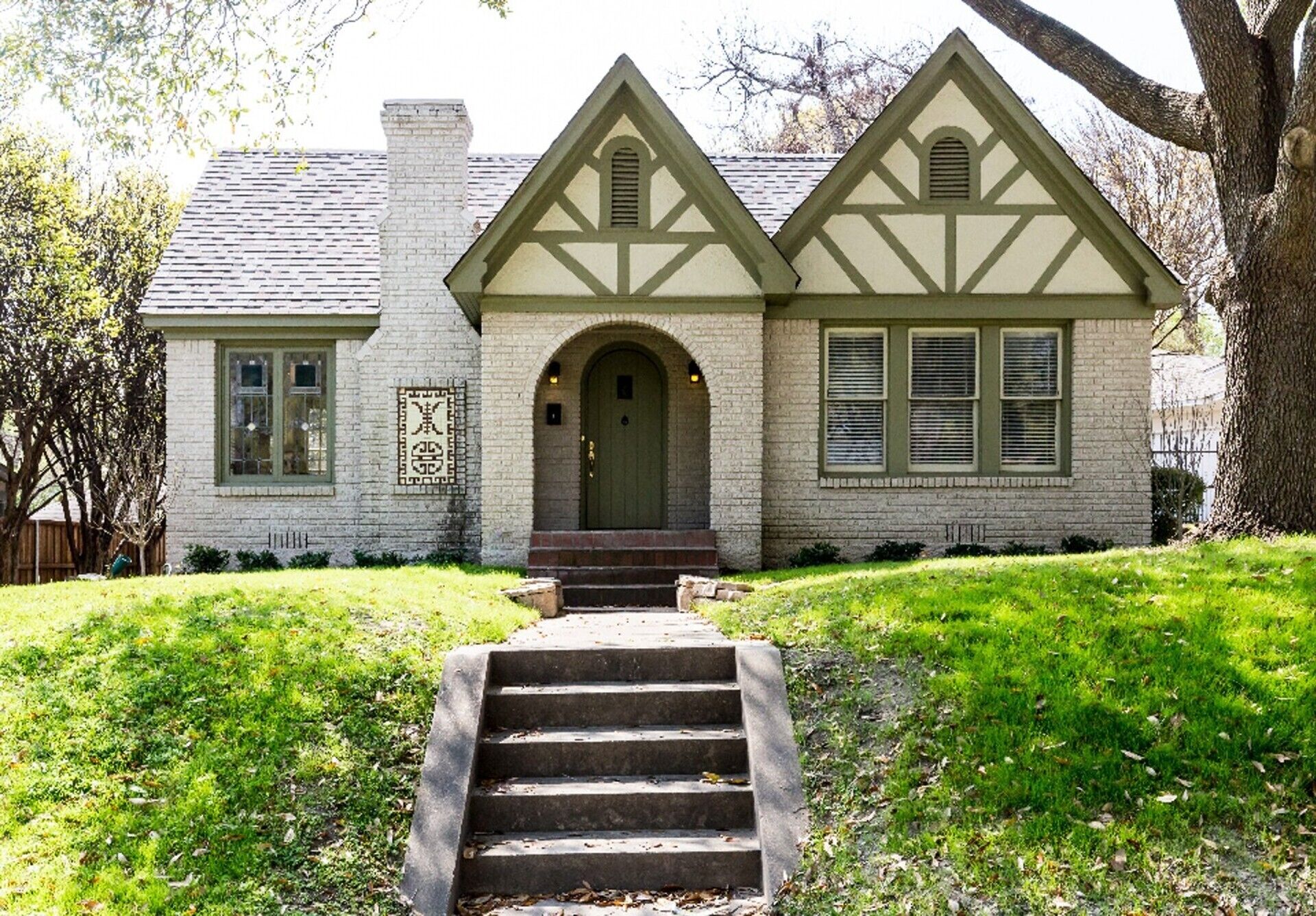 QUAINT & COZY - WONDERFUL QUIET NIEGHBORHOOD 3/2 IN LAKEWOOD 