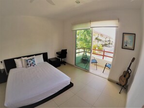2 bedrooms, iron/ironing board, travel cot, free WiFi