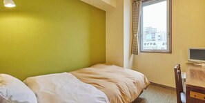 [Main Building] Single Room, Smoking