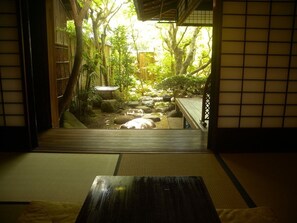 Twin Room, Garden View | View from room - Guesthouse Koiya (Kyoto)