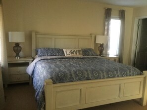 5 slaapkamers, een strijkplank/strijkijzer, wifi, beddengoed