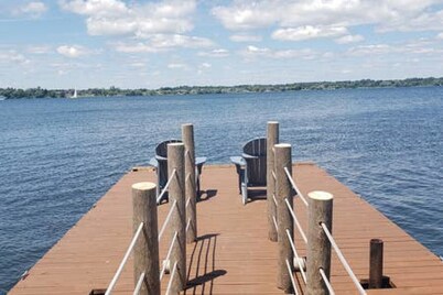 ♡Tranquil waterfront island escape♡