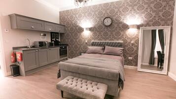 1 bedroom, iron/ironing board, WiFi, bed sheets