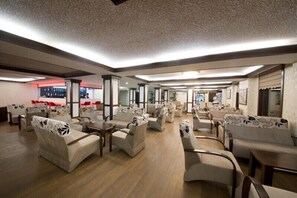 บริเวณนั่งเล่นที่ล็อบบี้