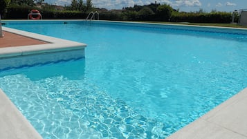 Piscina all'aperto