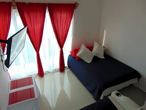 1 habitación, internet y ropa de cama 