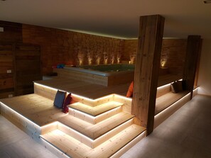Indoor spa tub - Housemuhlbach Wellness Acqua Spa Resort (Sappada)