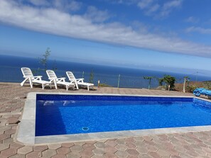 Pool - Luxury Villa with private pool, Santo Antao (Ribeira Grande)