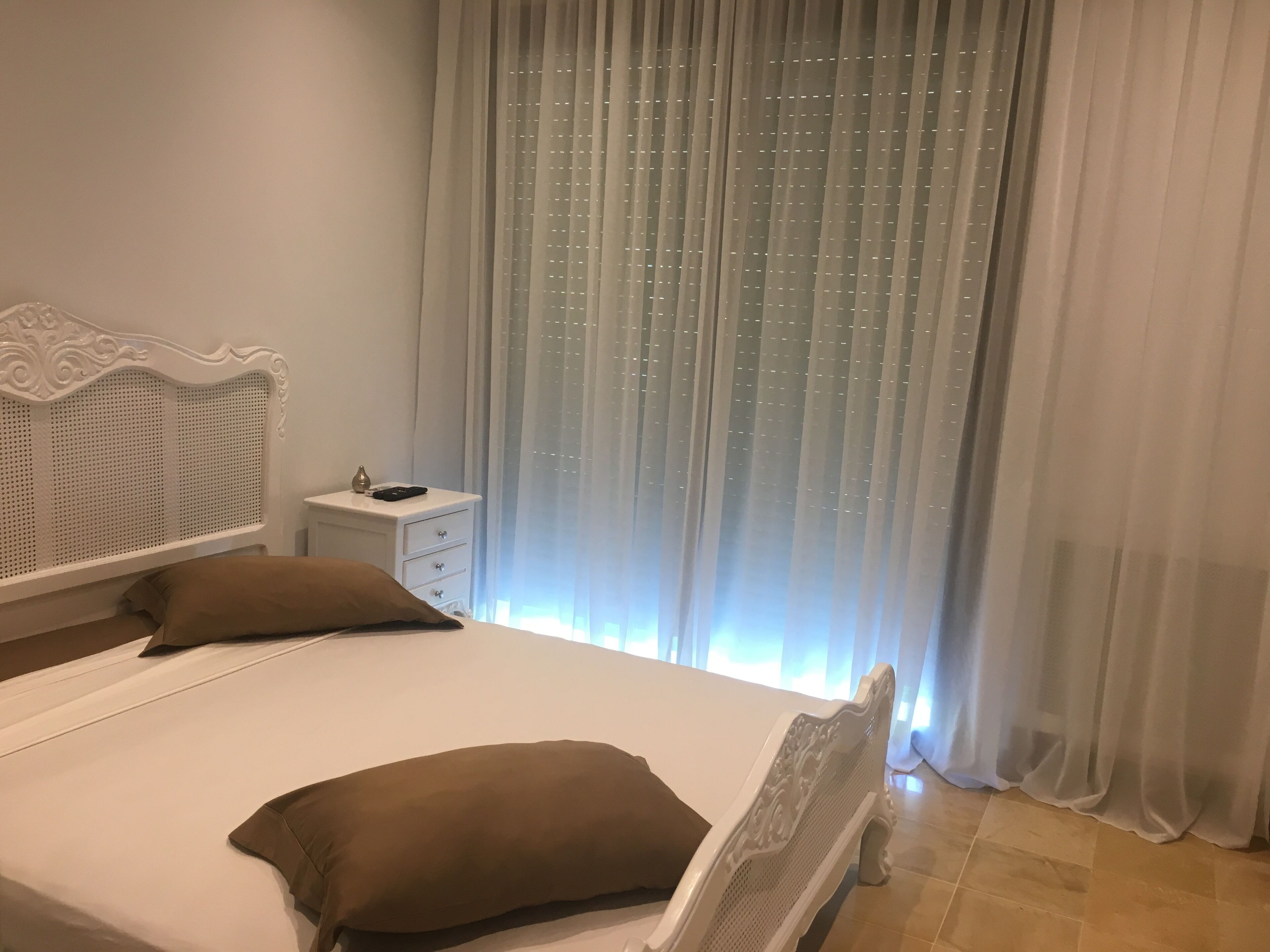 3 chambres, fer et planche à repasser, lit parapluie, Wi-Fi gratuit