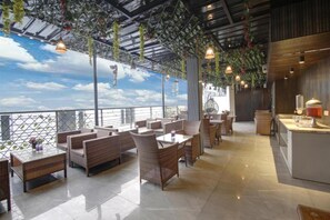 Daily continental breakfast (INR 200 per person) - Hotel Shanti Plaza (New Delhi)