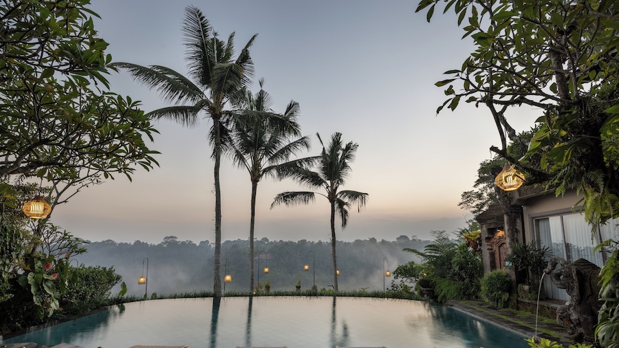 Pramana Watu Kurung Resort