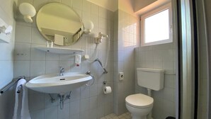Bathroom - Hotel Tanneneck (Bad Bramstedt)