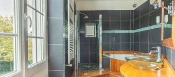 Cosy house - 4 to 12 people