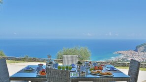 Outdoor dining - Villa Splendida 8 by Massimo Villas (Cefalu)