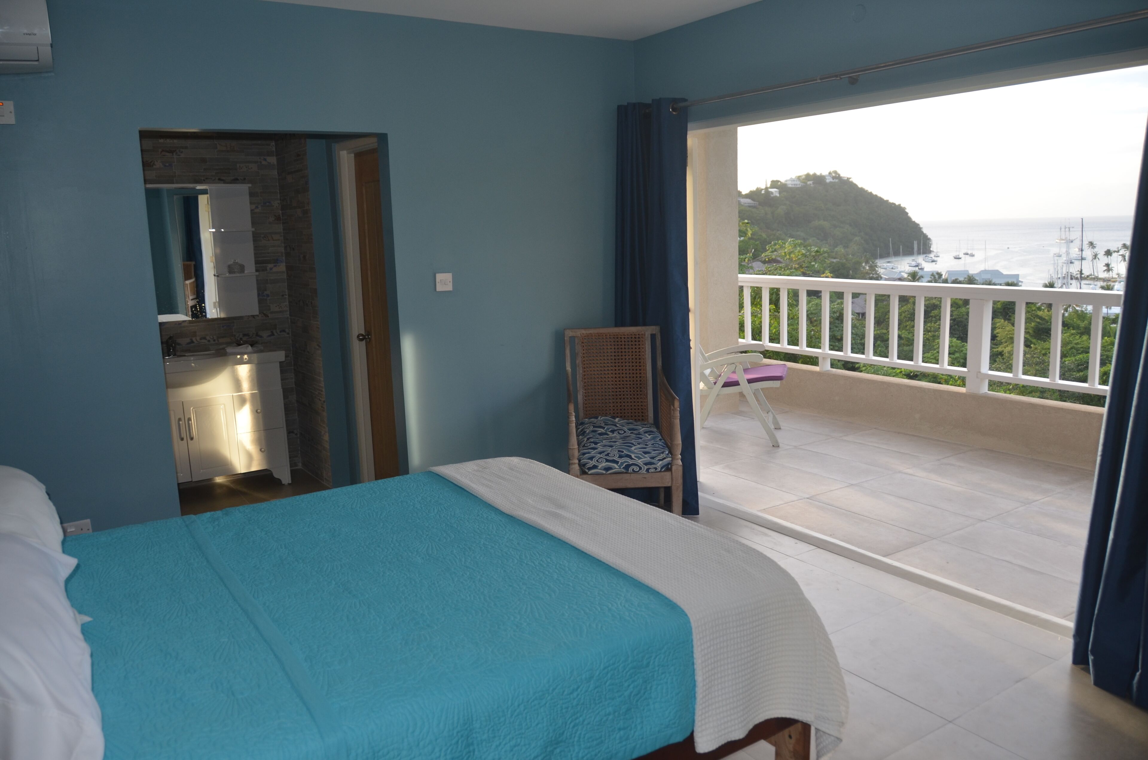 2 間睡房、熨斗/熨衫板、可攜式嬰兒床、免費 Wi-Fi