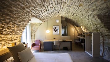 Superior-Doppelzimmer | Minibar, Zimmersafe, Schreibtisch, Bügeleisen/Bügelbrett