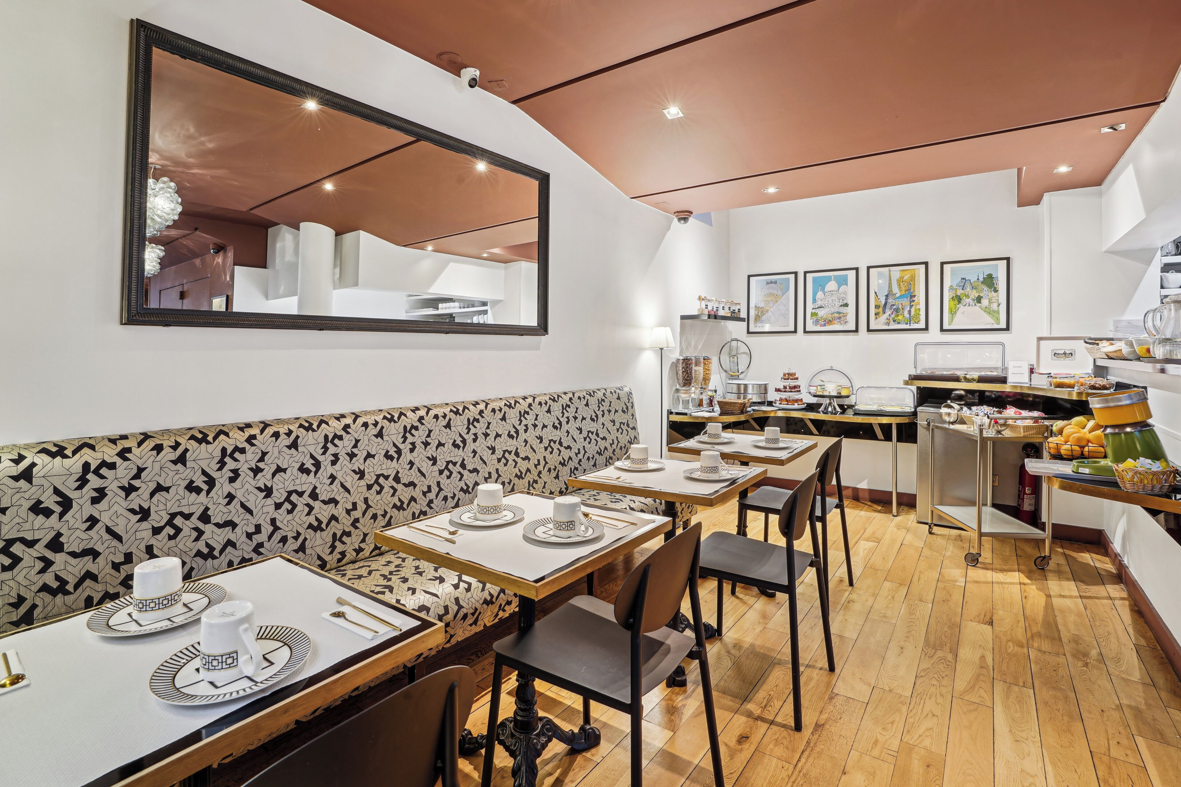 daily buffet breakfast (eur 16 per person)