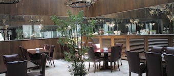 Rest Hotel