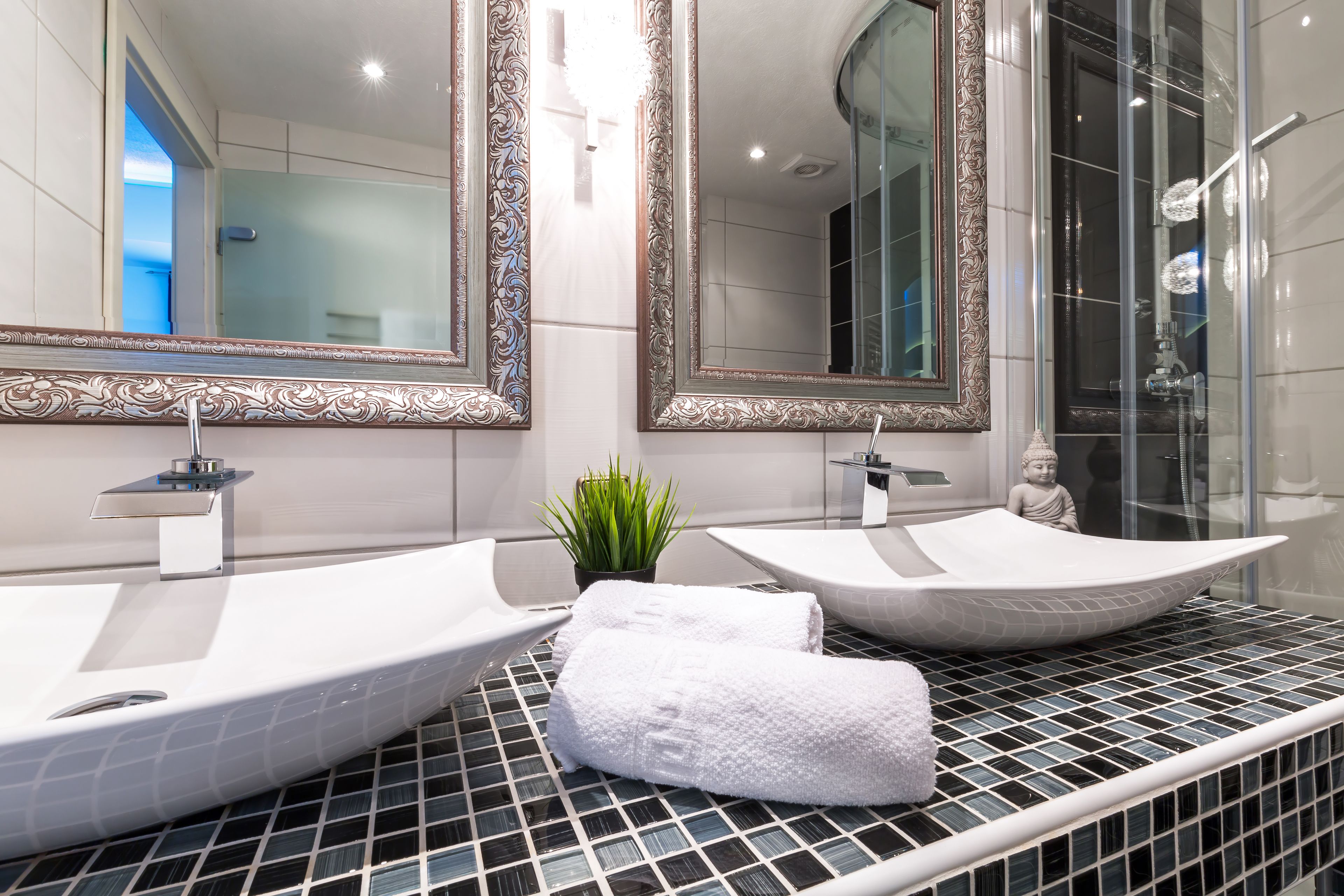 superior triple room | bathroom | shower, free toiletries, hair dryer, towels