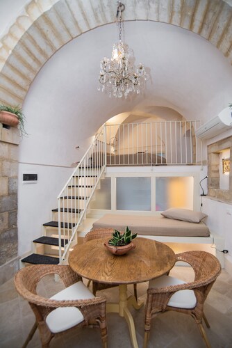 Palazzo degli Olivi - Loft la Roccia, in the heart of the monumental area of Modica