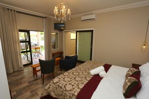 In-room safe, free WiFi, bed sheets