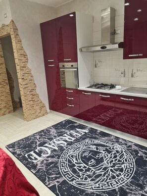 Fridge, microwave, oven, stovetop - Villa Joel with splendid swimming pool in the heart of Fontane Bianche (Fontane Bianche)