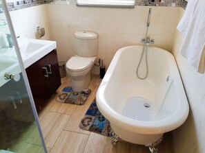 Presidential Suite | Bathroom