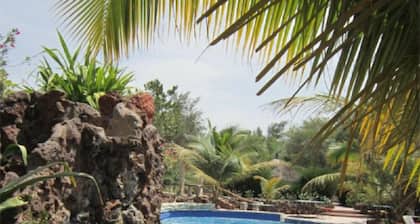 Le Campement Calao Du Lac Rose- Glamping
