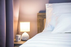 3 bedrooms, in-room safe, iron/ironing board, free WiFi