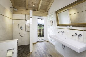 Double Room, Balcony, Mountain View | Premium bedding, minibar, desk, blackout drapes - Landhaus Kössel (Fuessen)