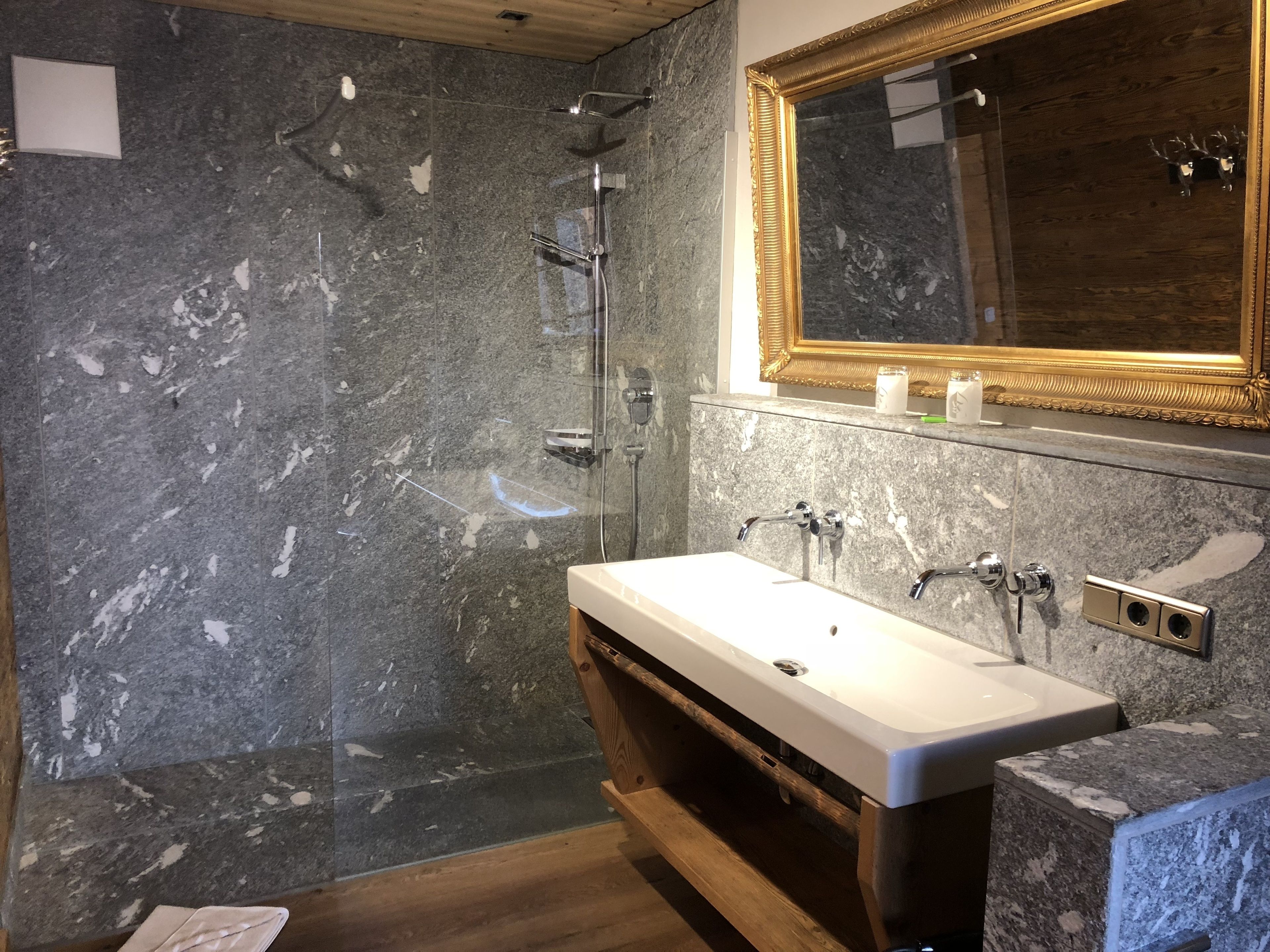 luxury chalet, 1 bedroom, fireplace, pool view | bathroom amenities | free toiletries, hair dryer, towels