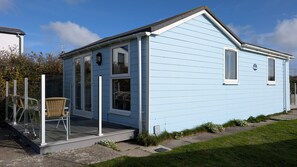 Exterior - C25 Weir View, Riviere Towans (Hayle)