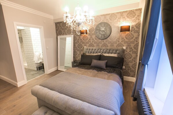 1 bedroom, desk, iron/ironing board, free WiFi