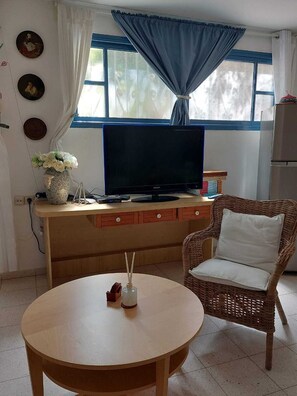 Studio (Basement) | 1 chambre, literie de qualité supérieure, minibar, bureau