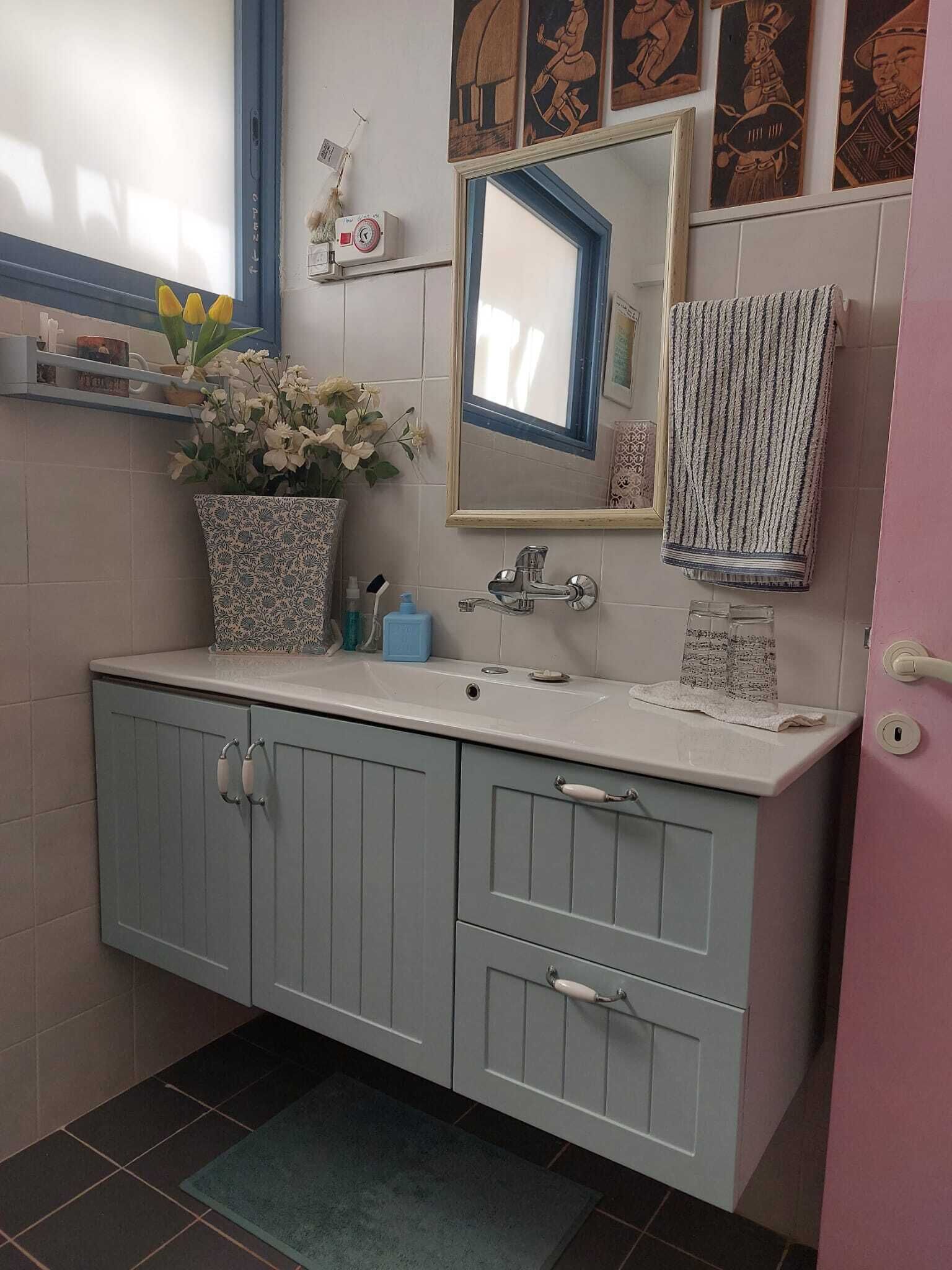 基础开间 (Basement) | 浴室 | 淋浴/盆浴组合、按摩浴缸、免费洗浴用品、吹风机