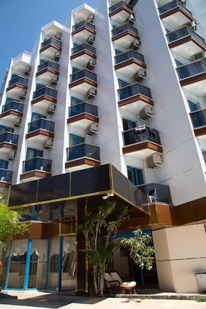 Front of property - Sea Bird Hotel (Didim)