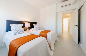 3 slaapkamers, een kluis op de kamer, een laptopwerkplek