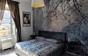 1 bedroom, iron/ironing board, free WiFi, bed sheets - Bright and elegant apartment in the center of Rome overlooking the Vatican City (Roma)