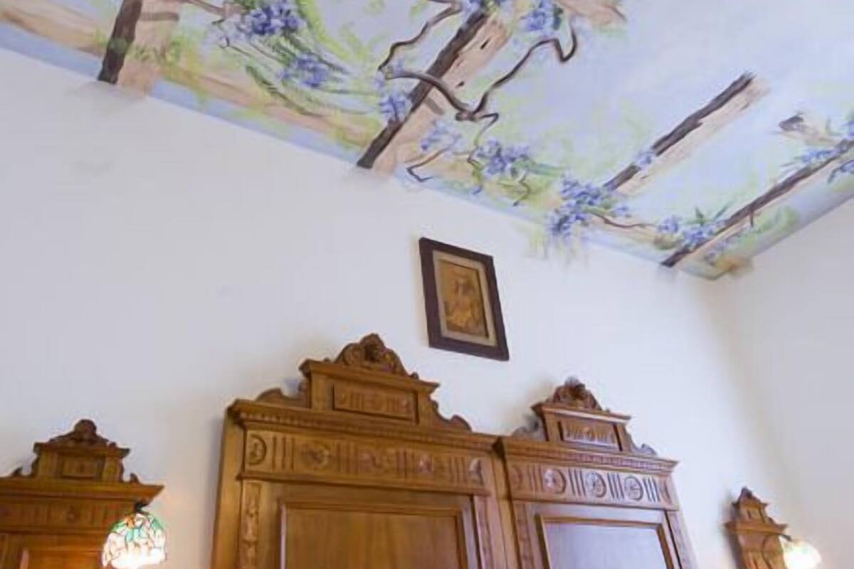 minibar, in-room safe, soundproofing, free wifi