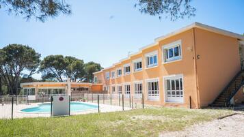 Voorkant van accommodatie