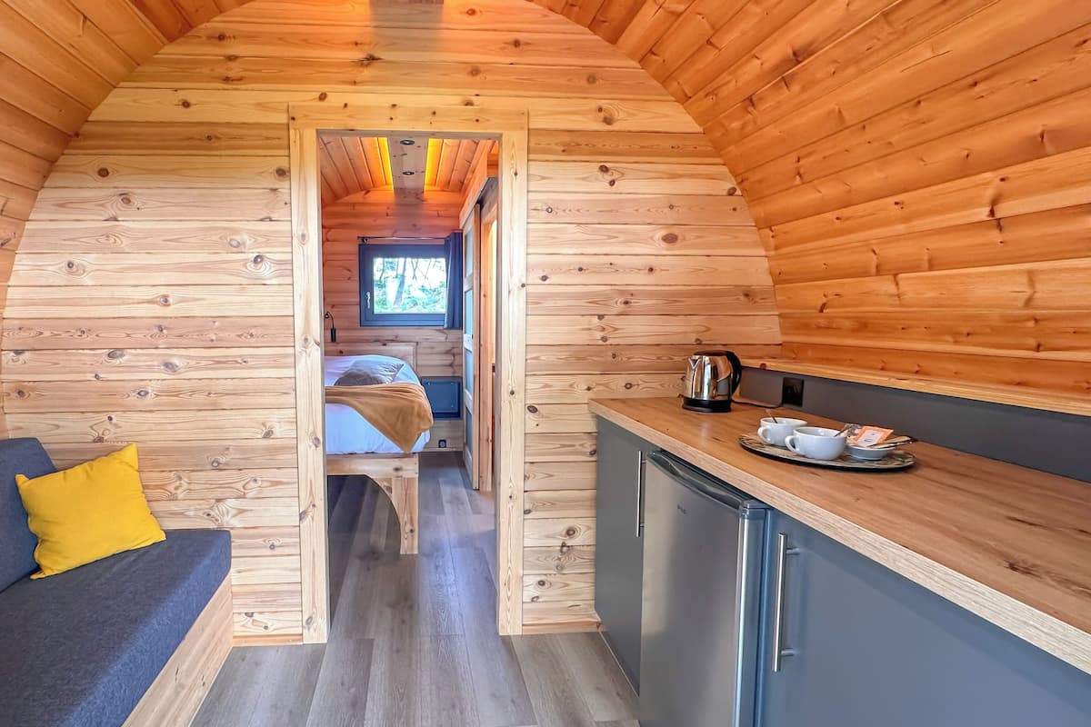 Deluxe Double Room | Individually furnished, desk, laptop workspace, iron/ironing board