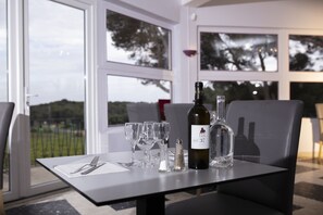 تقديم العشاء، الأطباق الفرنسية