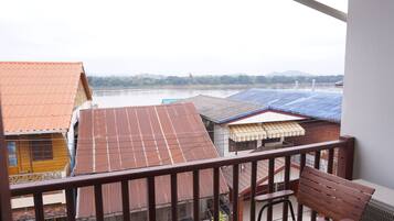 Suite with River View | Balcony