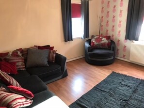 Apartment, Private Bathroom | 2 bedrooms - Geise Farm Services (Thurso)