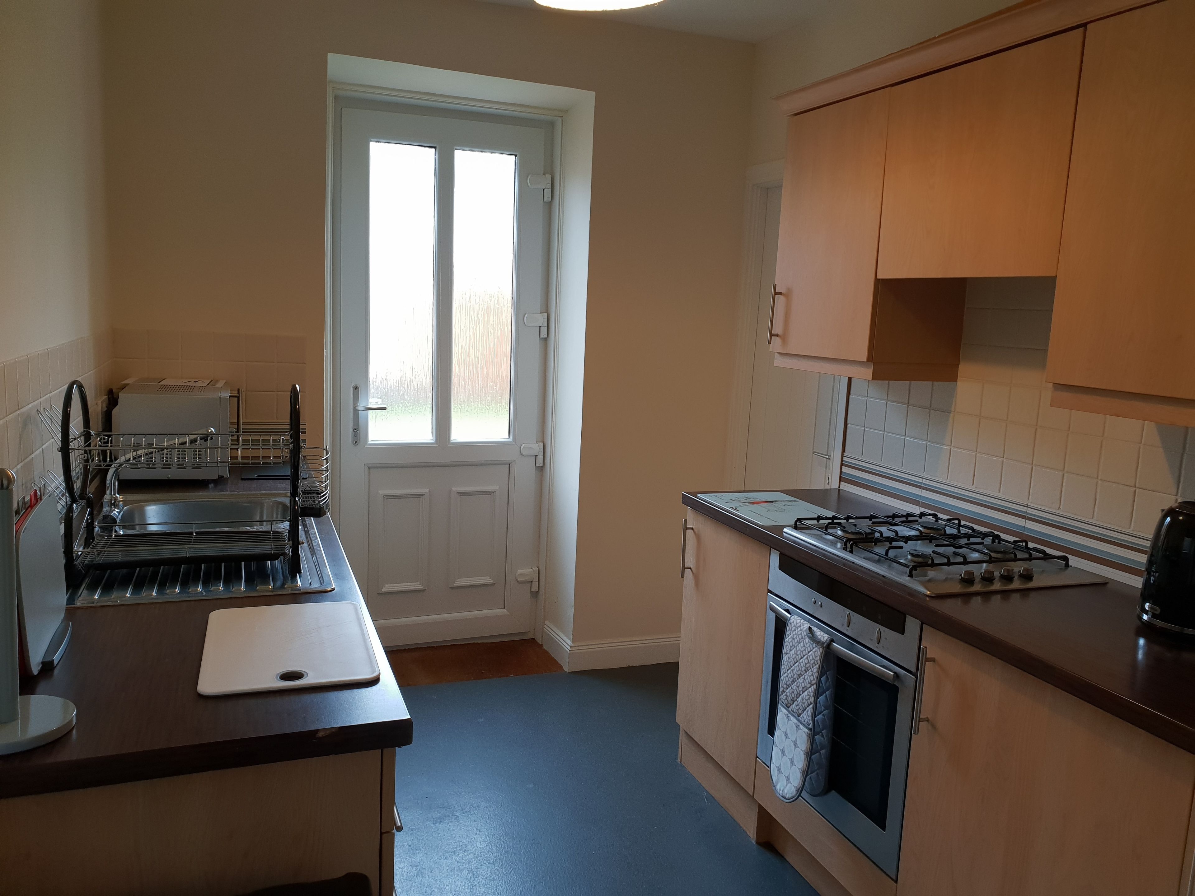 House, Private Bathroom | Private kitchen