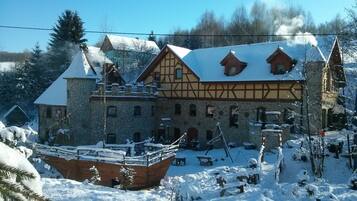 Mặt tiền nơi lưu trú