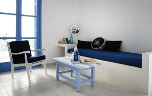 Apartment, Sea View (Thomas) | Living area