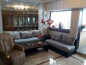 Flat-screen TV - Studio les Perles d Anfa (Casablanca)