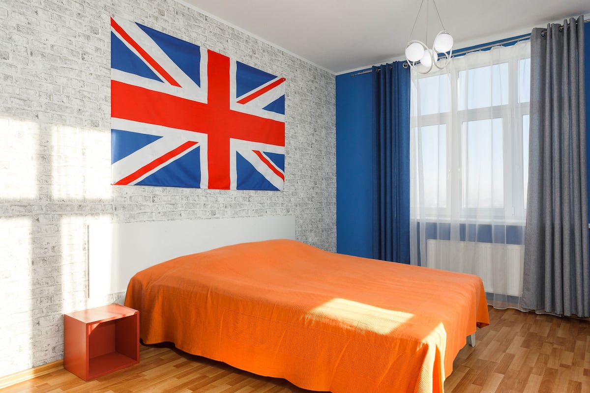 Apartment, 2 Bedrooms (8 Marta, 188-163) | Seterika/papan seterika, Wi-fi percuma